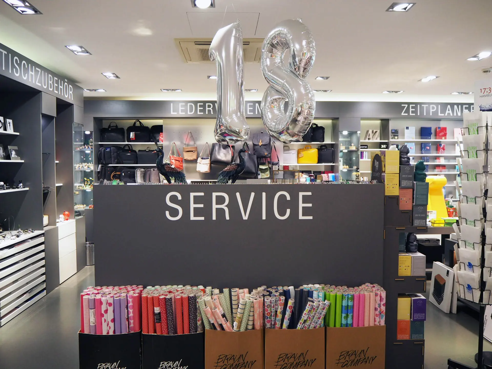 Service_Service.jpg